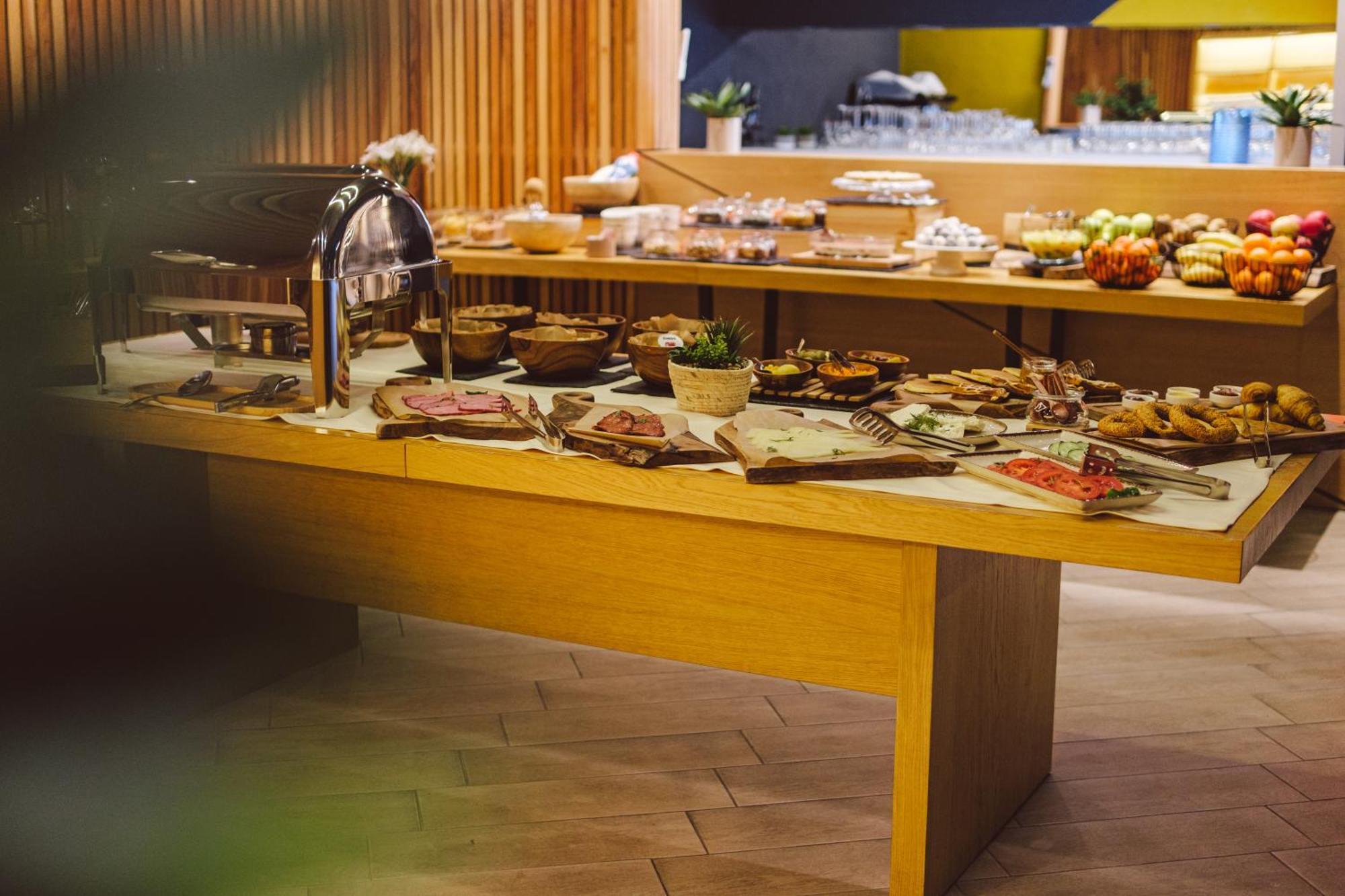 Star Hill Hotel & Spa Priştine Dış mekan fotoğraf