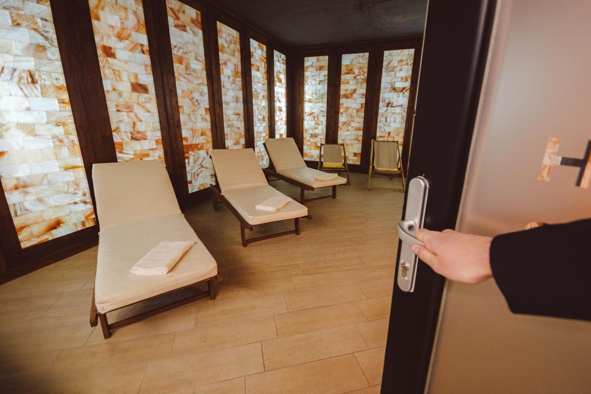 Star Hill Hotel & Spa Priştine Dış mekan fotoğraf